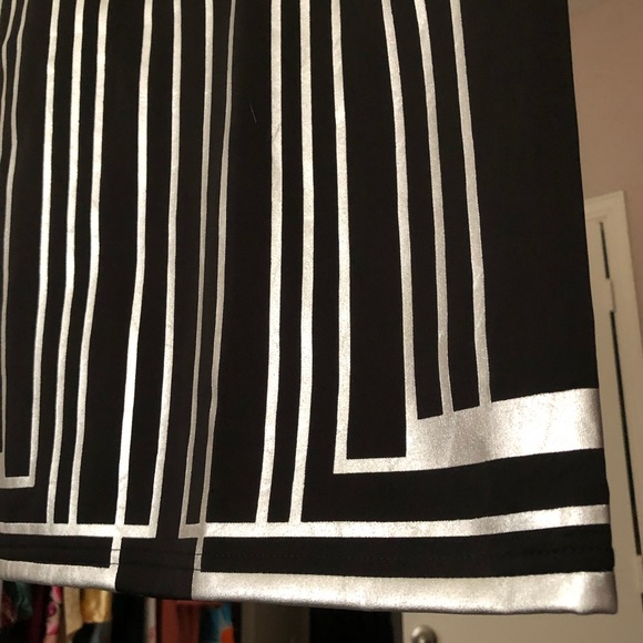 🚫 SOLD NEW Metallic Silver Art Deco Bodycon Skirt - Picture 6 of 8
